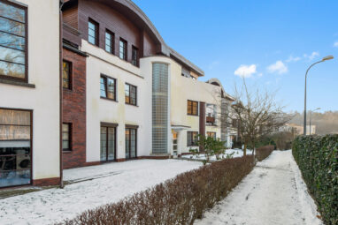 2-pokojowe mieszkanie z dużym tarasem Kolibki