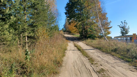 Działka przy drodze asfaltowej