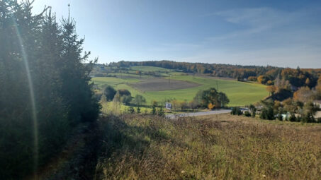 Działka przy drodze asfaltowej