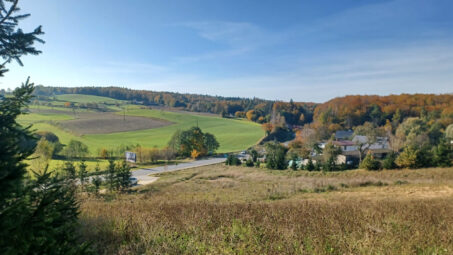 Działka przy drodze asfaltowej