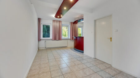 Dom z powierzchnią magazynową