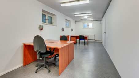 Dom z powierzchnią magazynową