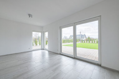 Nowy dom w malowniczej okolicy