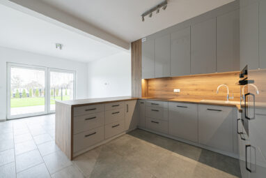 Nowy dom w malowniczej okolicy