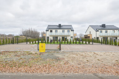 Nowy dom w malowniczej okolicy