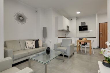 Dwupokojowy apartament z balkonem/ centrum Gdańska