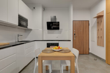 Dwupokojowy apartament z balkonem/ centrum Gdańska