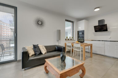 Dwupokojowy apartament z balkonem/ centrum Gdańska