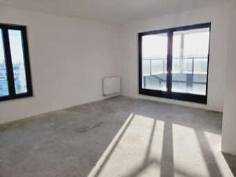 Widok na Starówkę Gdańską, dużo zieleni