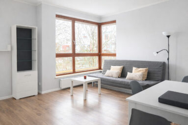 2 pokoje | Garnizon | Miejsce w hali garażowej