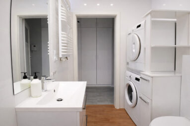 2 pokoje | Garnizon | Miejsce w hali garażowej