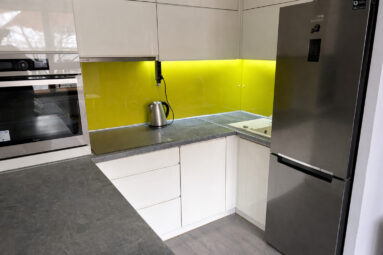 2 pokoje | Garnizon | Miejsce w hali garażowej