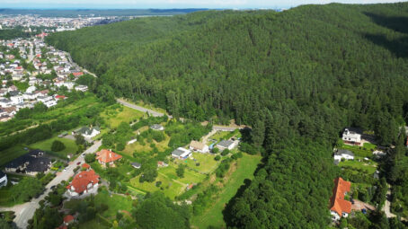 Duża działka budowlana pod lasem | Rumia