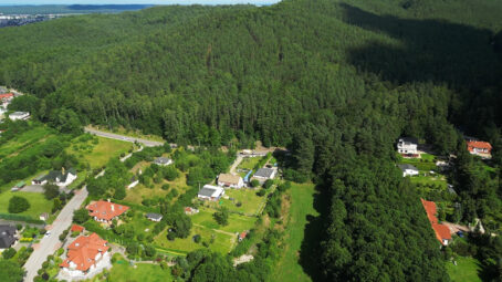 Duża działka budowlana pod lasem | Rumia