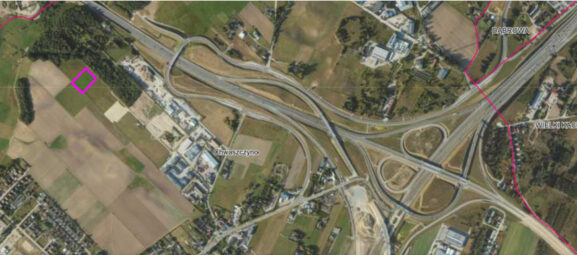 Działka widoczna z drogi S 6/ Nowa Kielnieńska