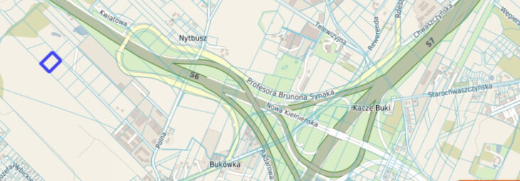 Działka widoczna z drogi S 6/ Nowa Kielnieńska
