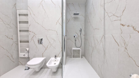 26 p. Sea Towers, widok na morze, po remoncie.