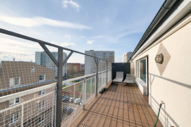 Dwupiętrowe mieszkanie z tarasem- aż 5 pokoi