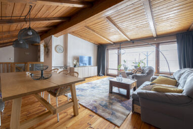 Dwupiętrowe mieszkanie z tarasem- aż 5 pokoi