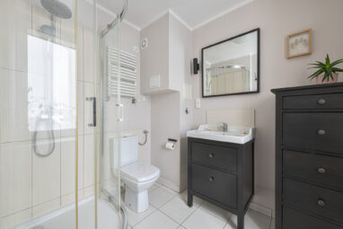 Dwupiętrowe mieszkanie z tarasem- aż 5 pokoi