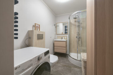 Dwupiętrowe mieszkanie z tarasem- aż 5 pokoi