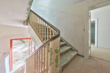 Nieruchomość pod  usługi zdrowotne, szpital