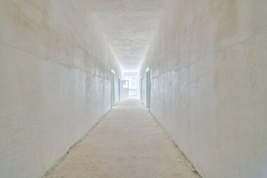 Nieruchomość pod  usługi zdrowotne, szpital