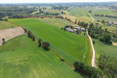 Żyj wolniej – magiczne miejsce z domem i stajnią