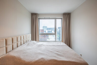 Apartament Żurawie 3 pokoje 8. piętro loggia