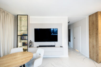 Apartament Żurawie 3 pokoje 8. piętro loggia