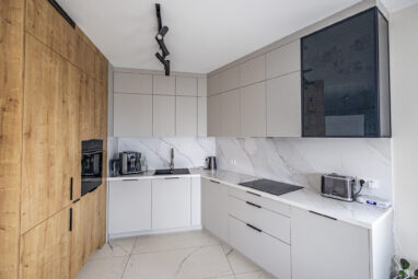 Apartament Żurawie 3 pokoje 8. piętro loggia