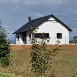 Nowoczesny dom 100 m² na dużej działce 1000 m²