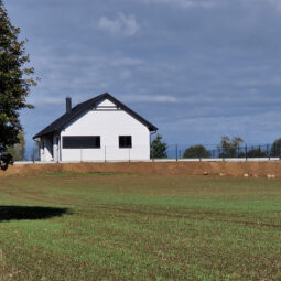 Nowoczesny dom 100 m² na dużej działce 1000 m²