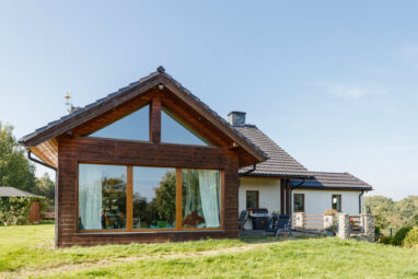 Cudny dom dla rodziny nad jeziorem, cisza i spokój