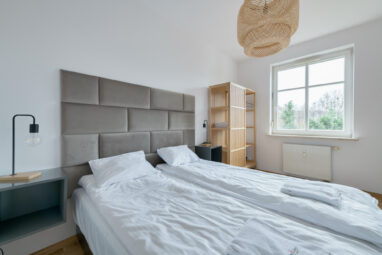 Plaża 700 metrów, hala garażowa