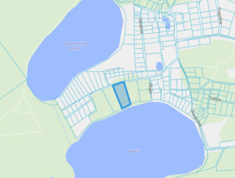 Działka leśna z linią brzegową jeziora Bieszkowice