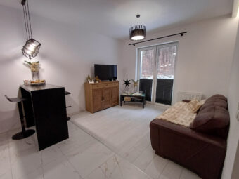 Mieszkanie z ogródkiem w spokojnej okolicy