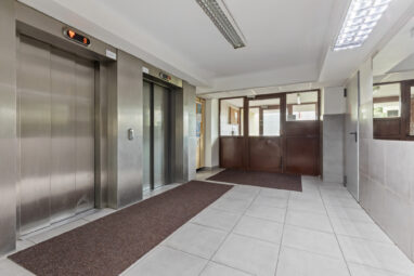 Kawalerka Metro Służew, Mokotów