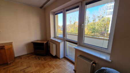 Dwa niezależne pokoje, miejsce w hali, komórka