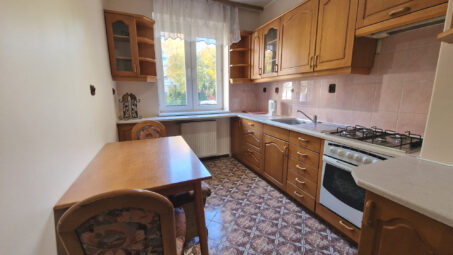 Dwa niezależne pokoje, miejsce w hali, komórka