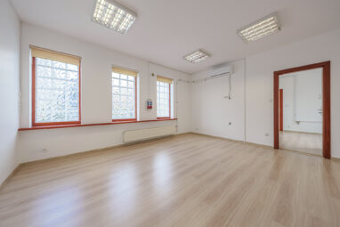 Do wynajmu przestronny lokal | Gdynia Chylonia