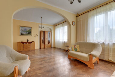 Orłowo | Dom w kameralnej części dzielnicy | Morze