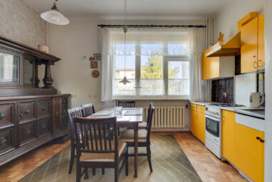 Orłowo | Dom w kameralnej części dzielnicy | Morze