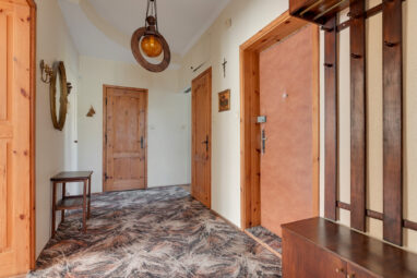 Orłowo | Dom w kameralnej części dzielnicy | Morze