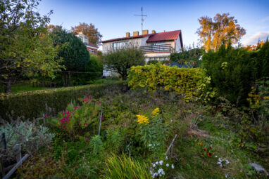 Orłowo | Dom w kameralnej części dzielnicy | Morze