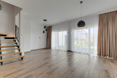 Dom w zabudowie szeregowej | 175 m² |  Płocka
