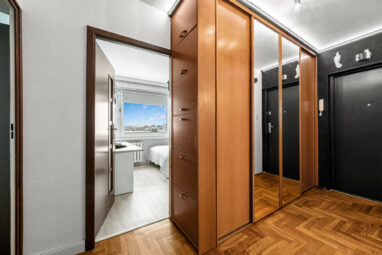 Spółdzielcze własnościowe 60 m² z balkonem Pustki