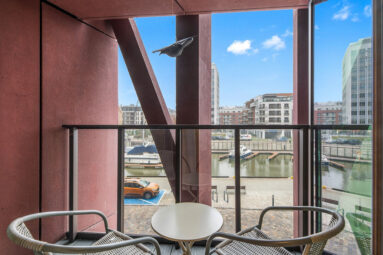 Studio na Wyspie z widokiem na rzekę i marinę