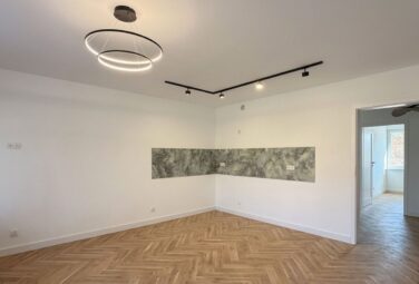 3 pok. po generalnym remoncie z widokiem na park