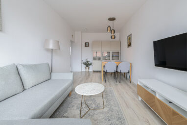 2 pok. po generalnym remoncie na ostatnim piętrze